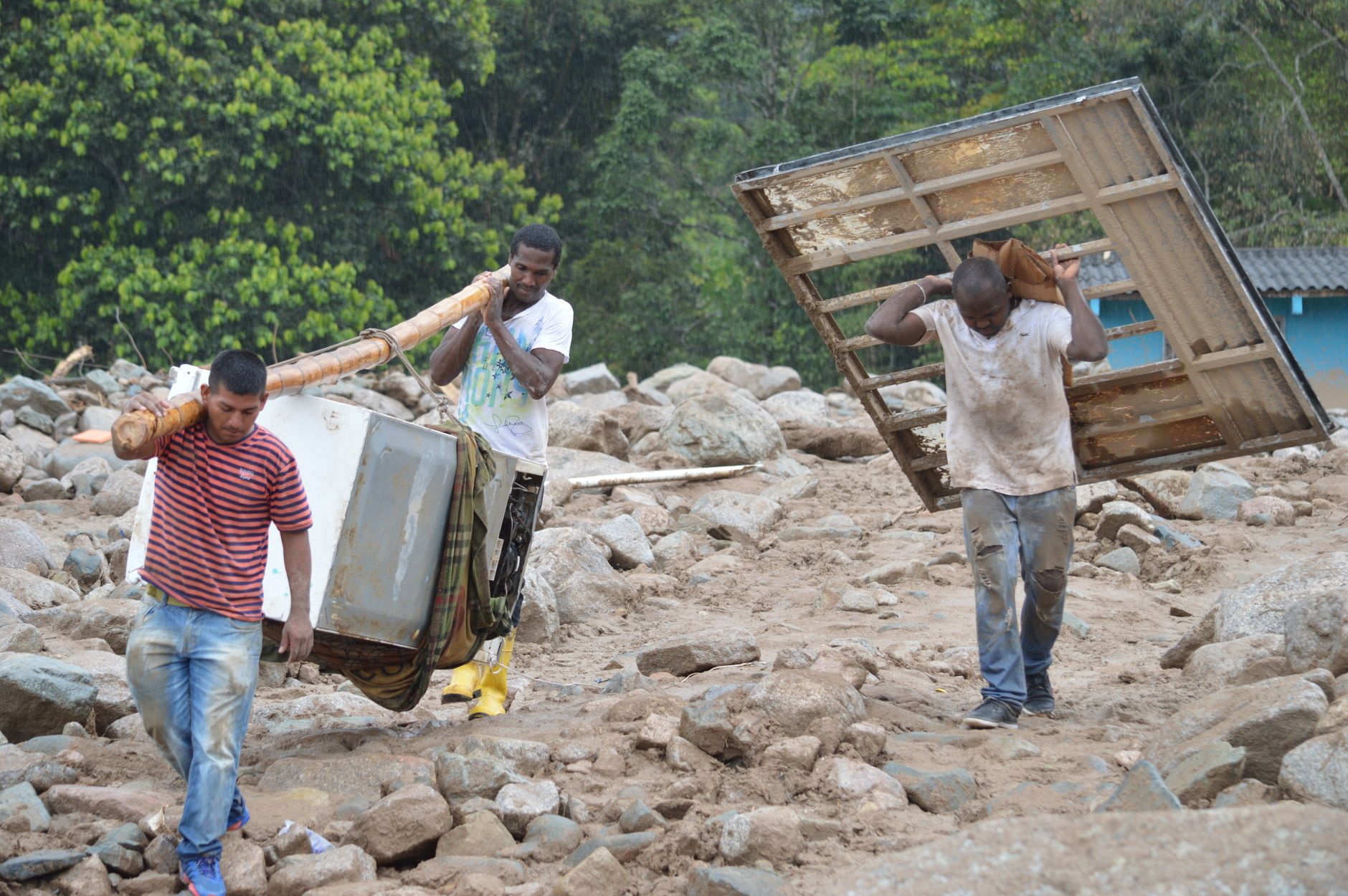 무슨 일인가